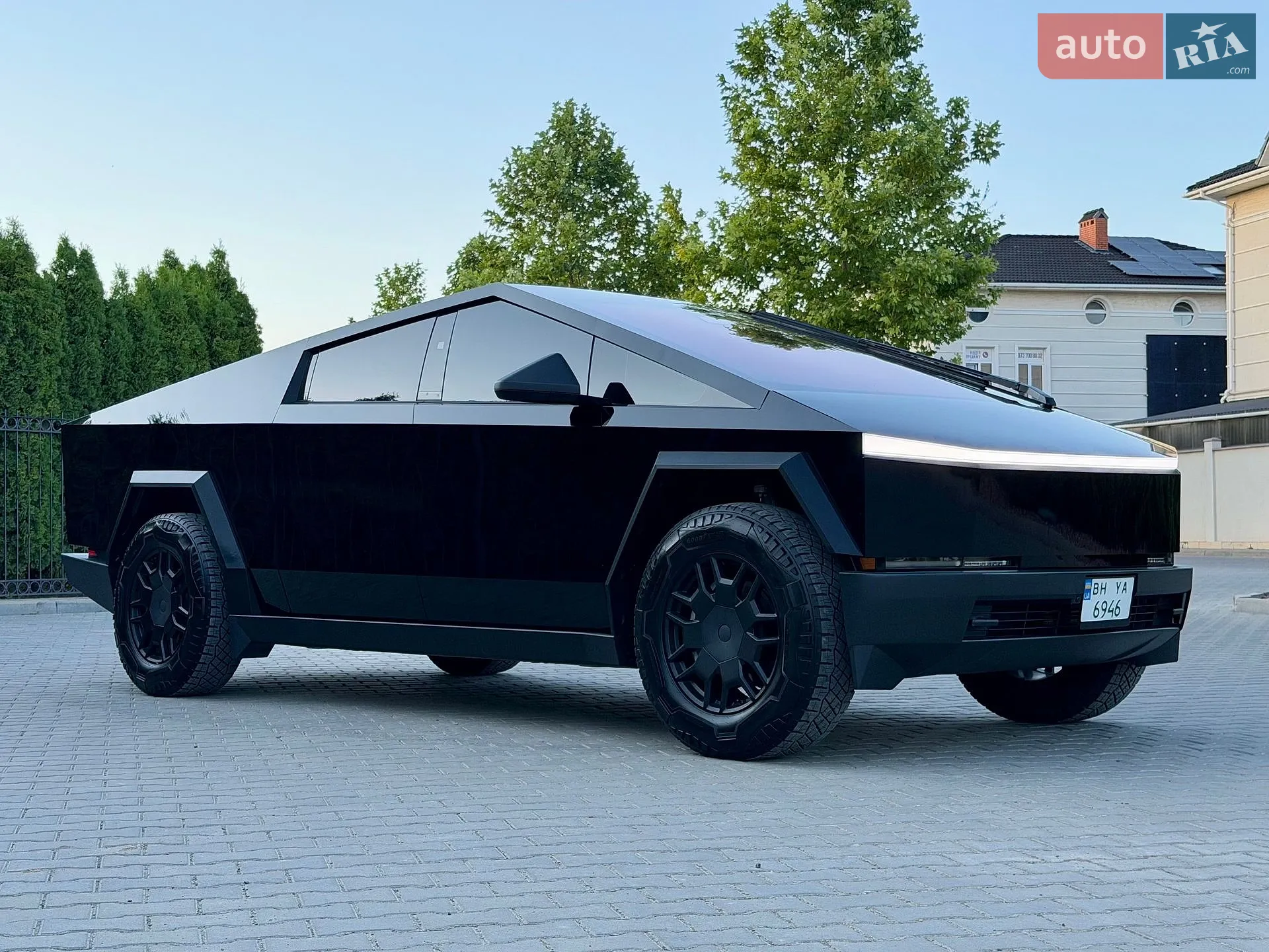 2024 Tesla Cybertruck - мініатюра 18