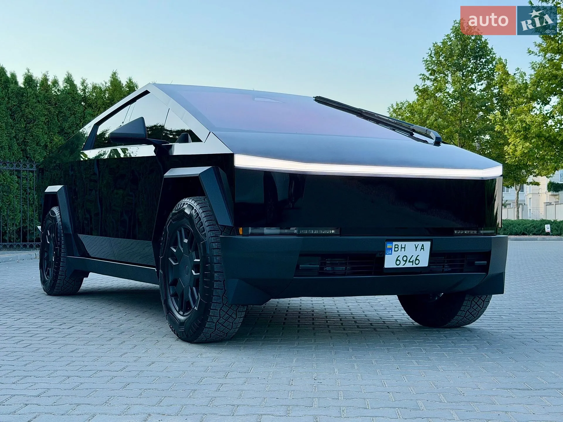 2024 Tesla Cybertruck - мініатюра 20