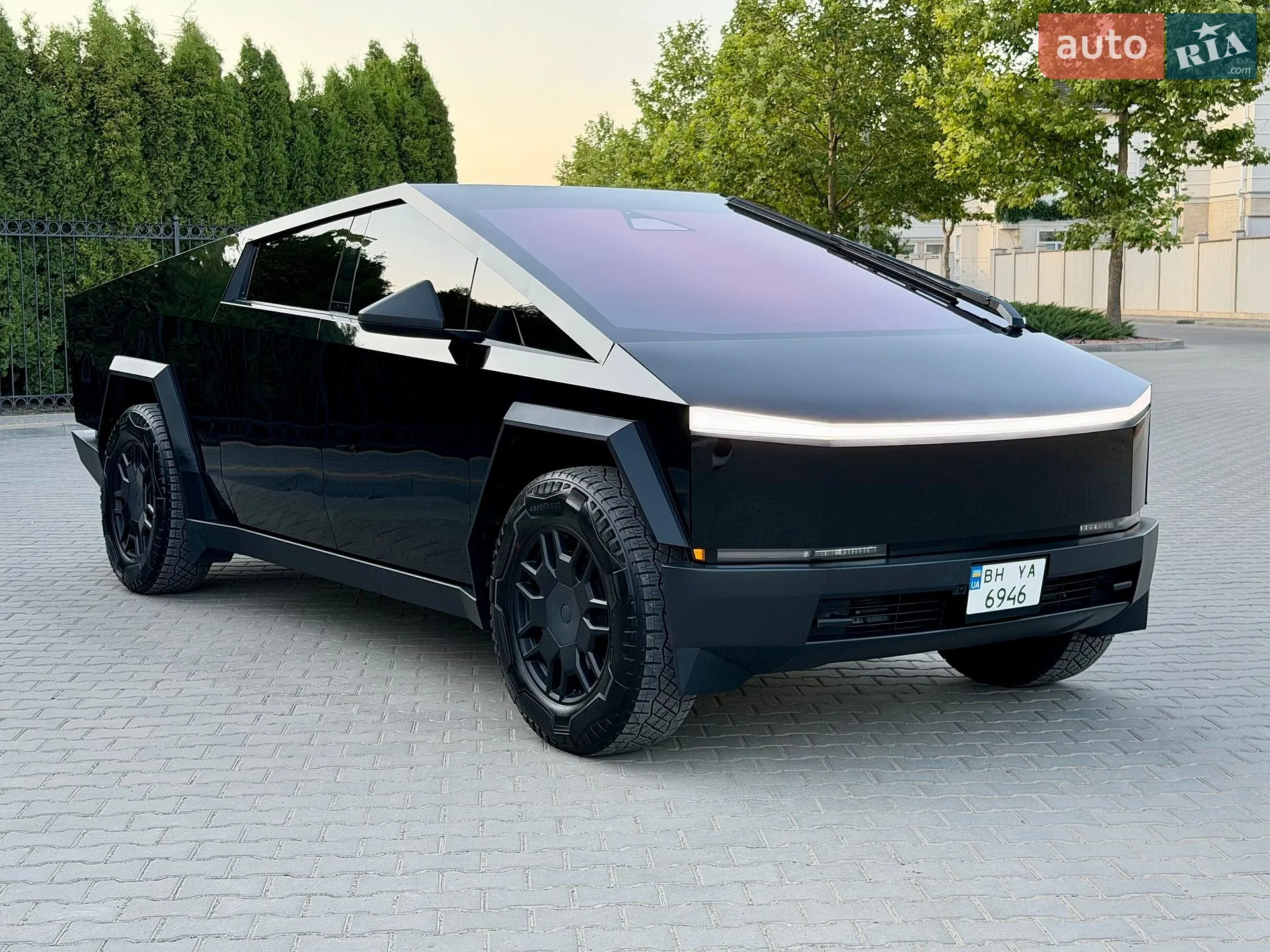 2024 Tesla Cybertruck - мініатюра 22