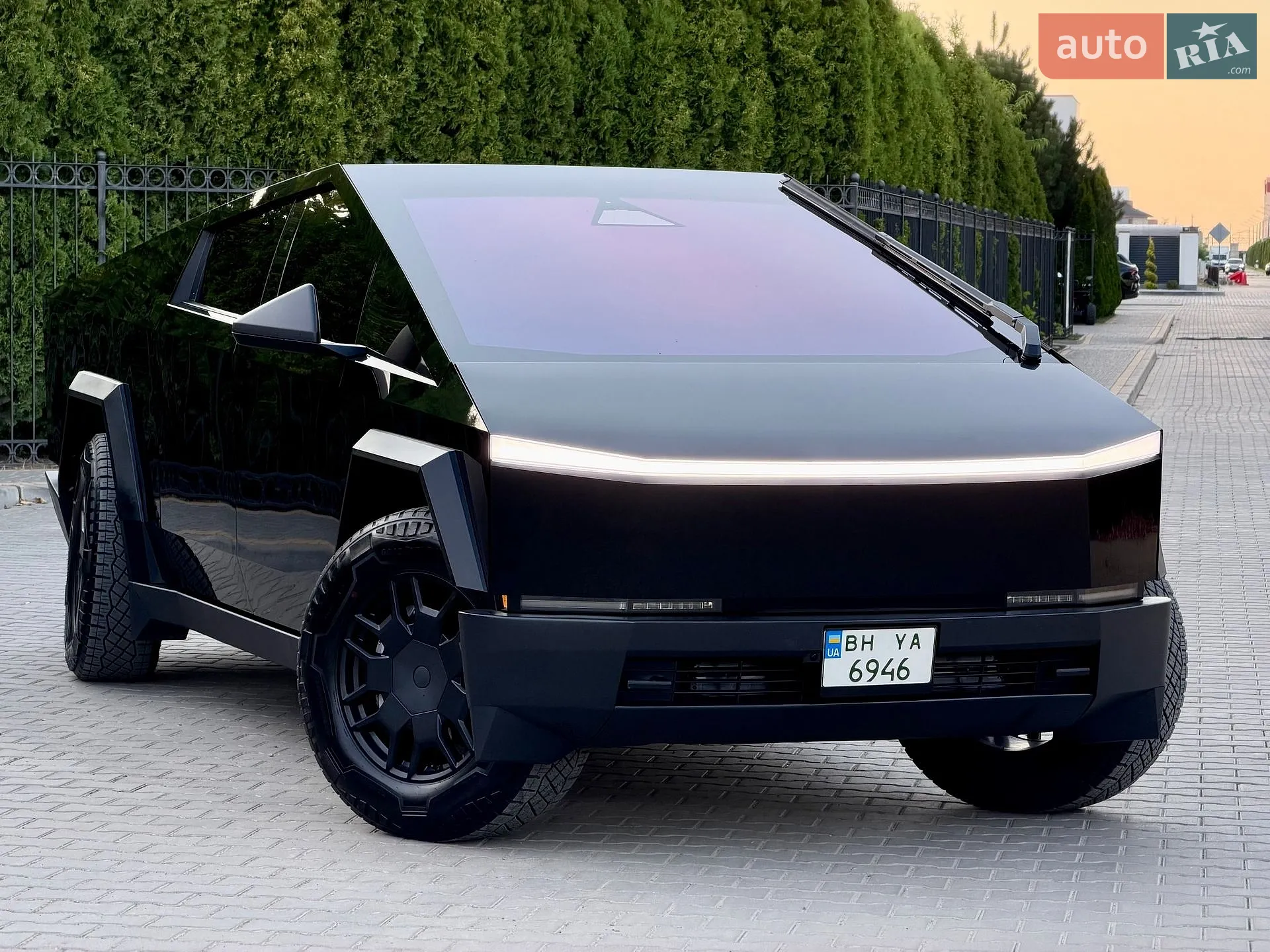 2024 Tesla Cybertruck - мініатюра 6