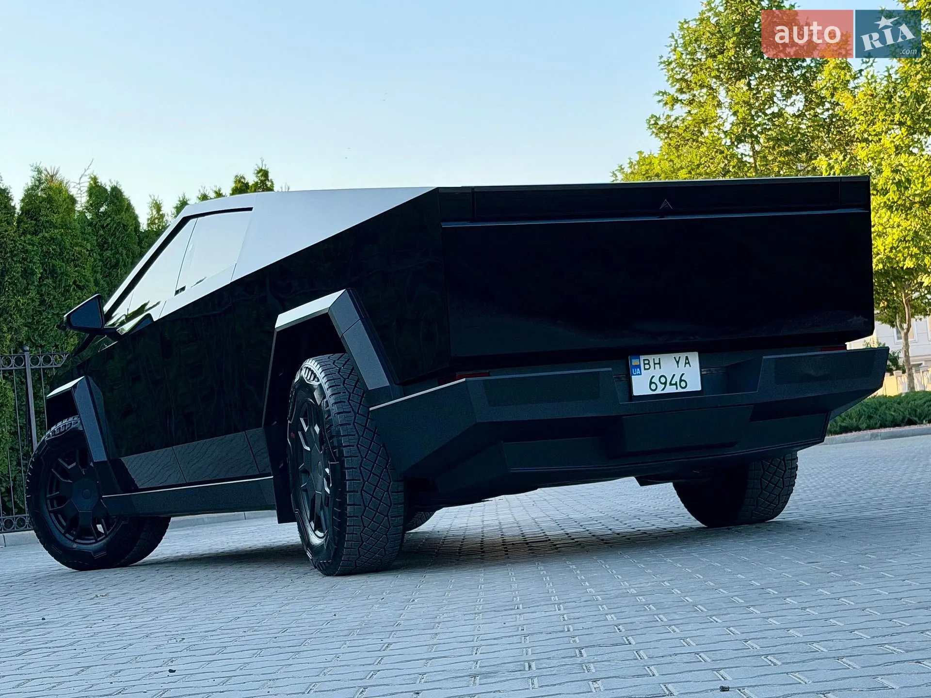 2024 Tesla Cybertruck - мініатюра 8