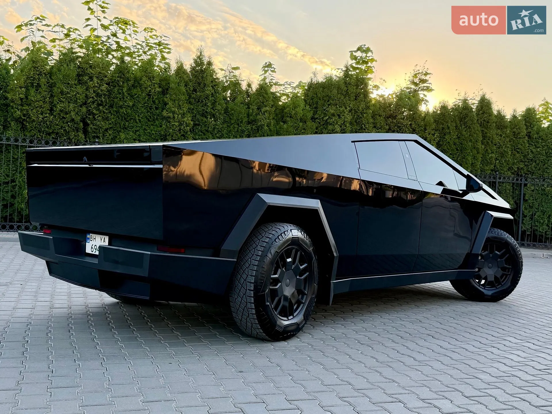 2024 Tesla Cybertruck - мініатюра 7