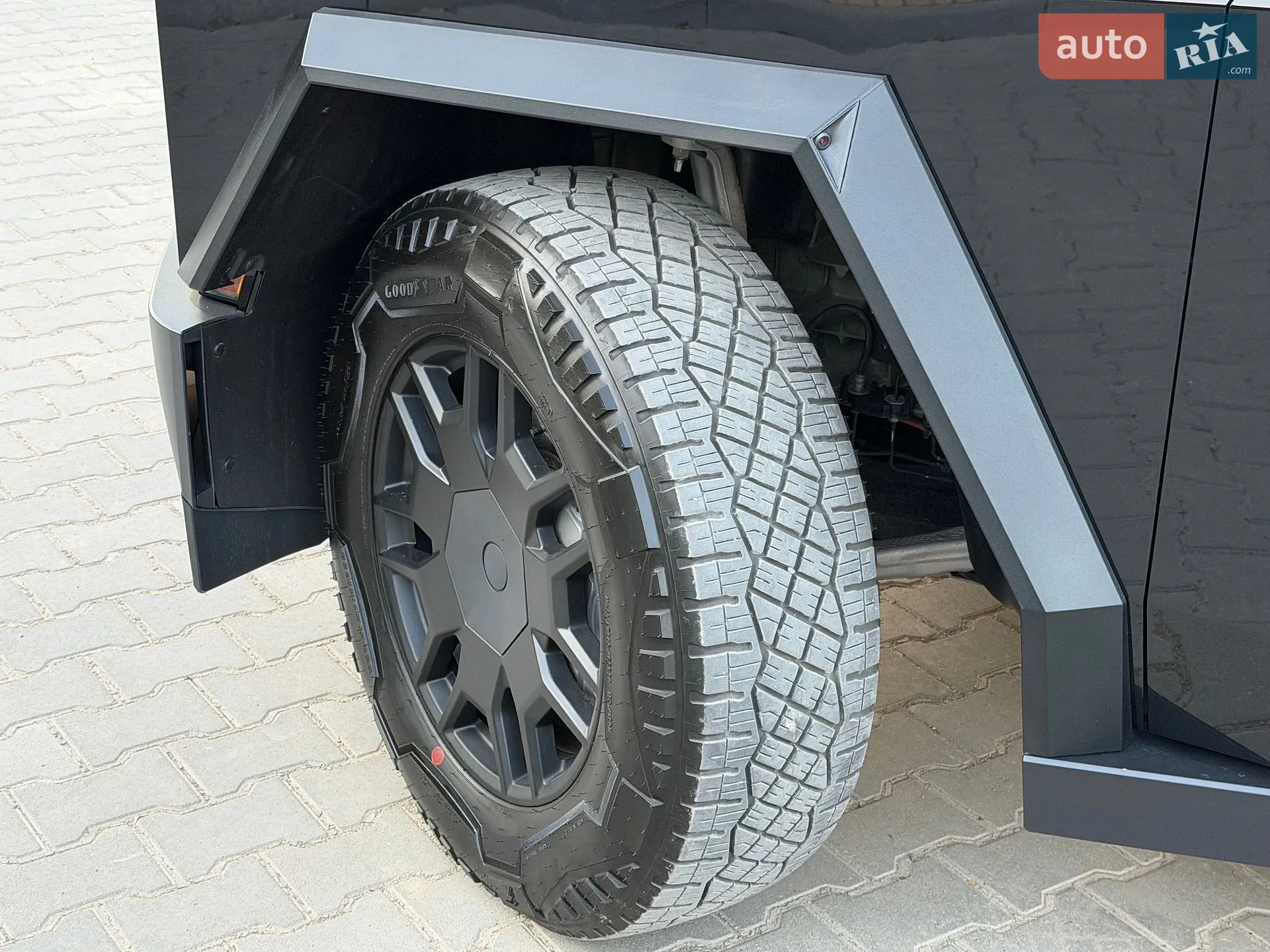 2024 Tesla Cybertruck - мініатюра 46