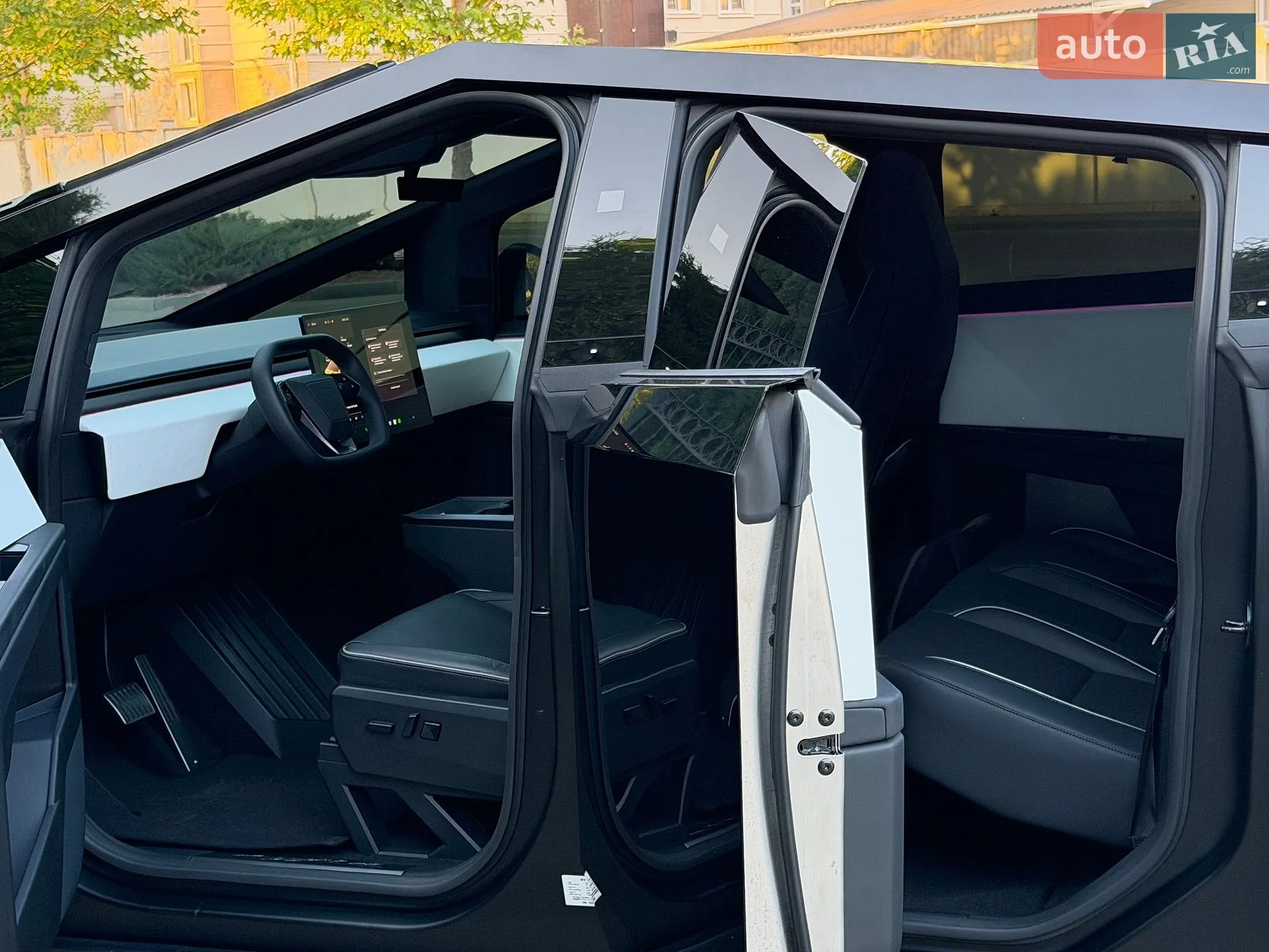 2024 Tesla Cybertruck - мініатюра 49