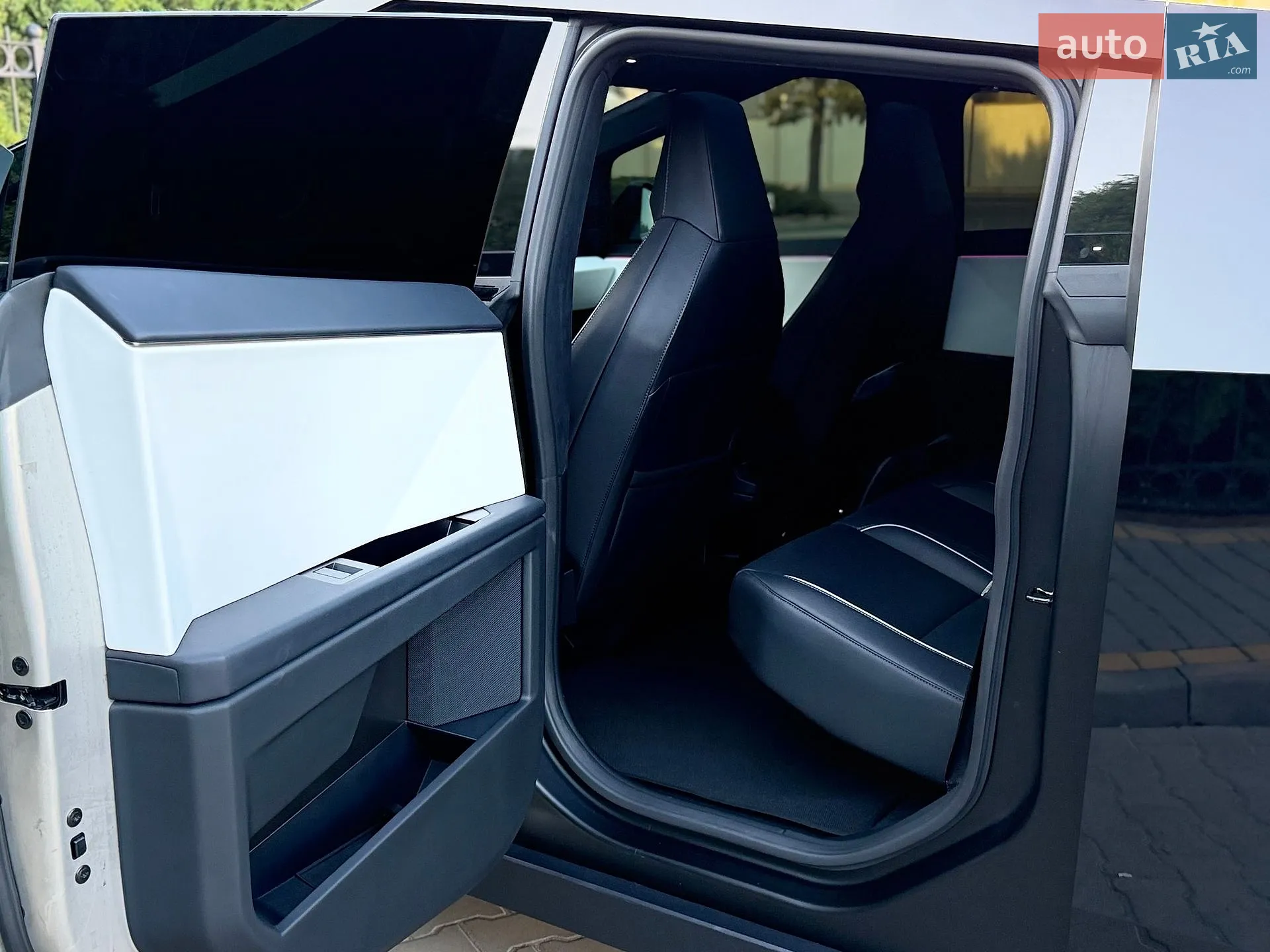 2024 Tesla Cybertruck - мініатюра 55