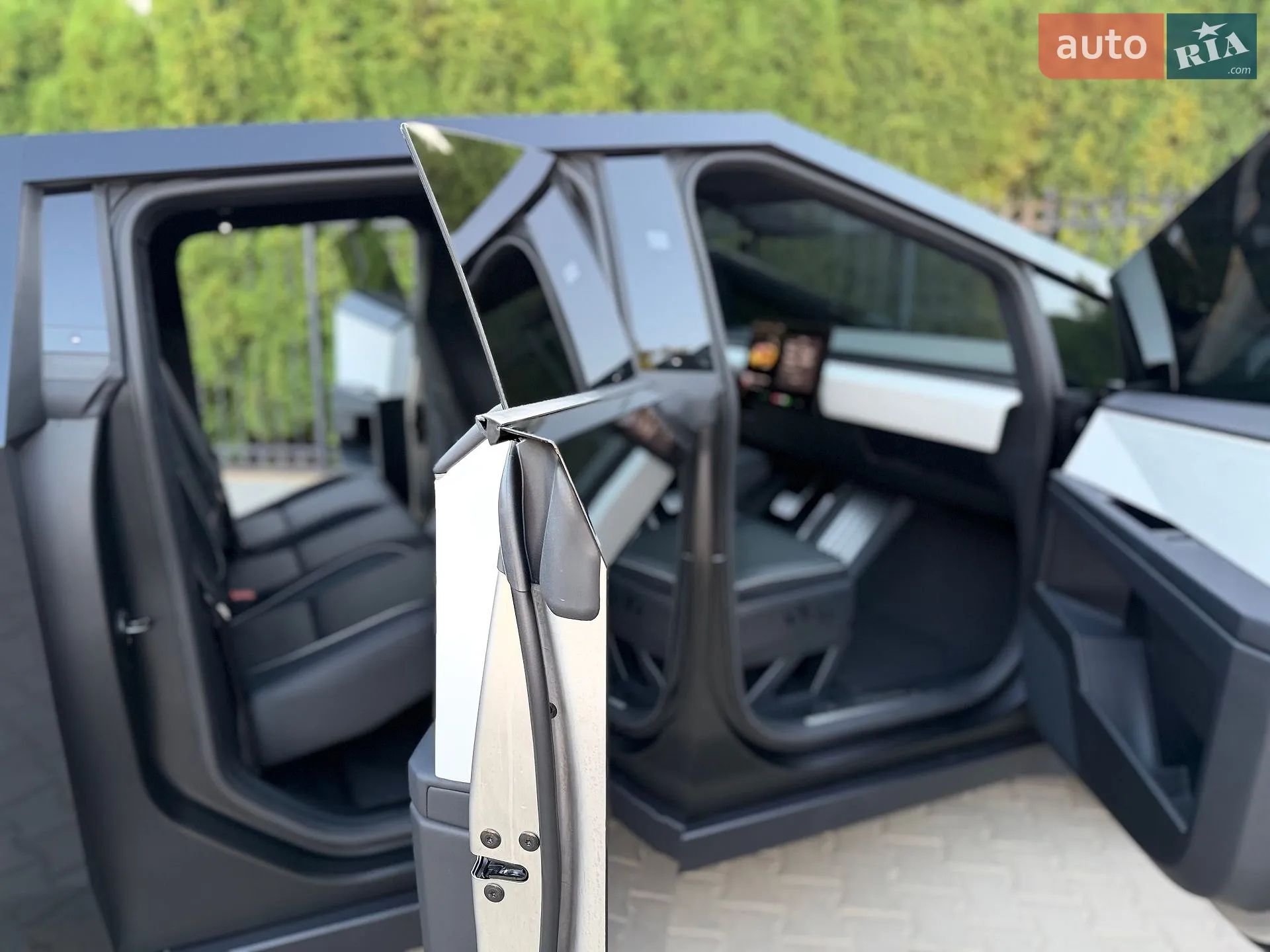 2024 Tesla Cybertruck - мініатюра 60
