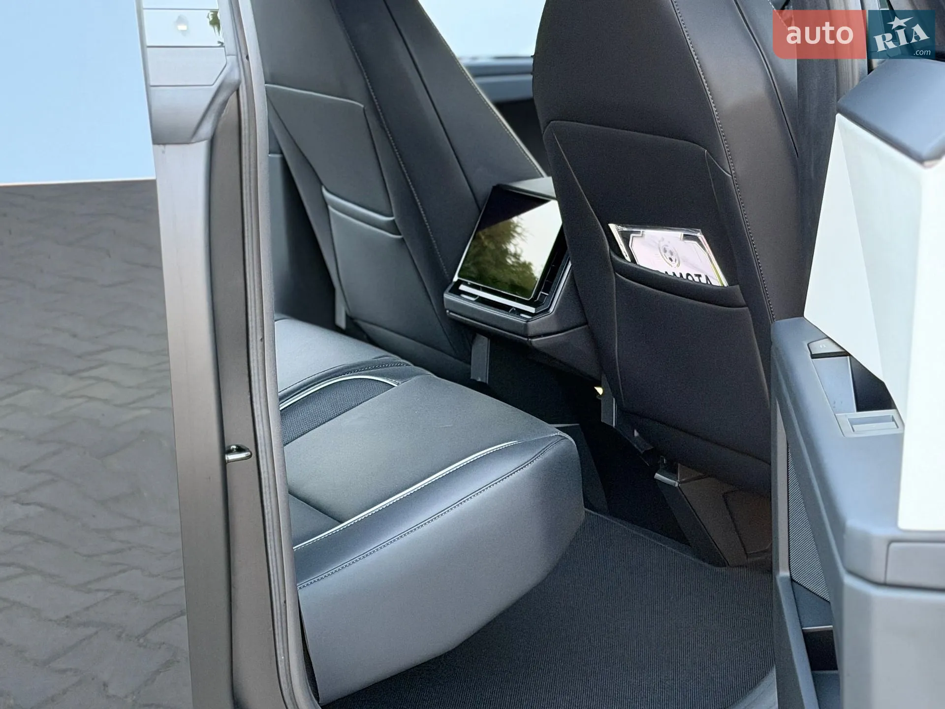 2024 Tesla Cybertruck - мініатюра 63