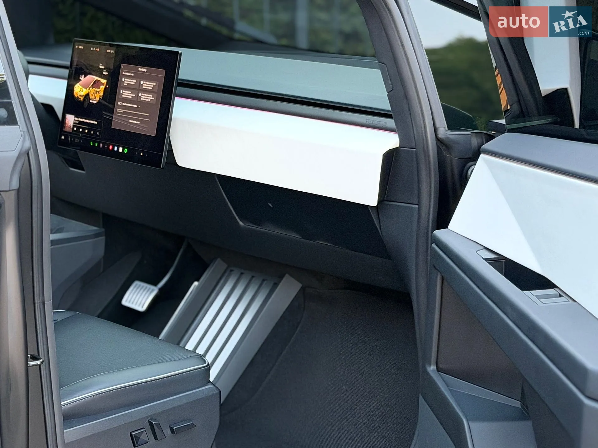 2024 Tesla Cybertruck - мініатюра 62