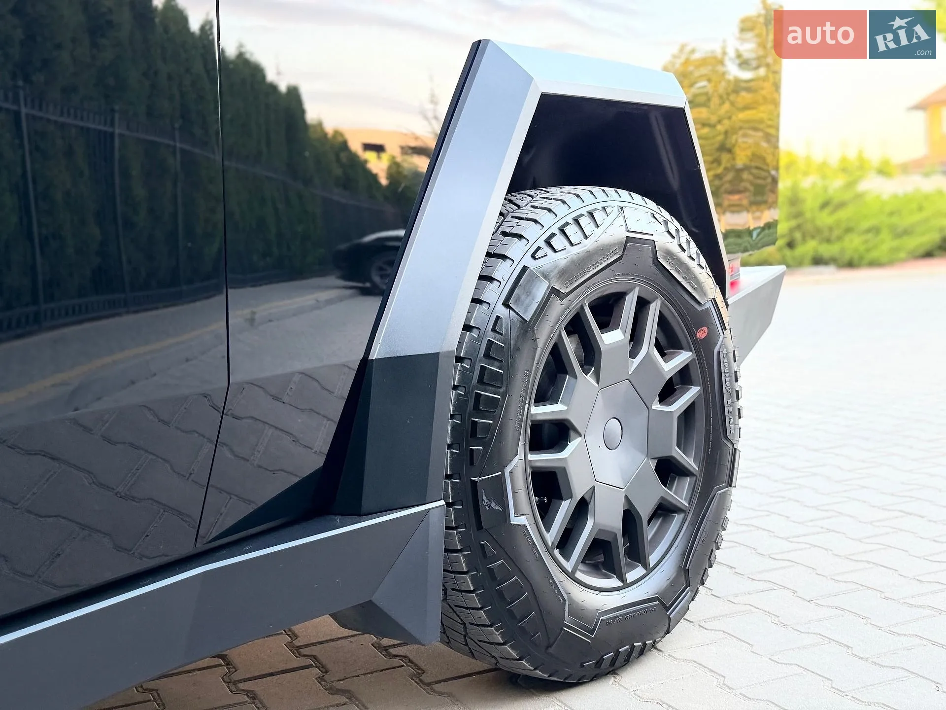 2024 Tesla Cybertruck - мініатюра 77