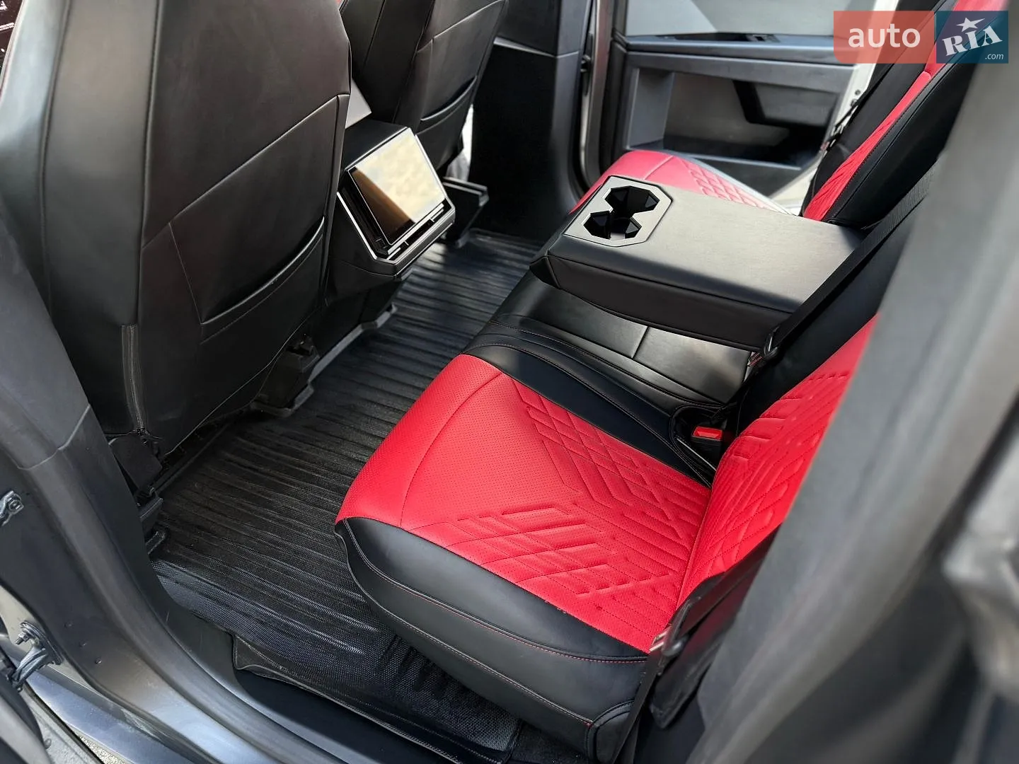2024 Tesla Cybertruck - мініатюра 54