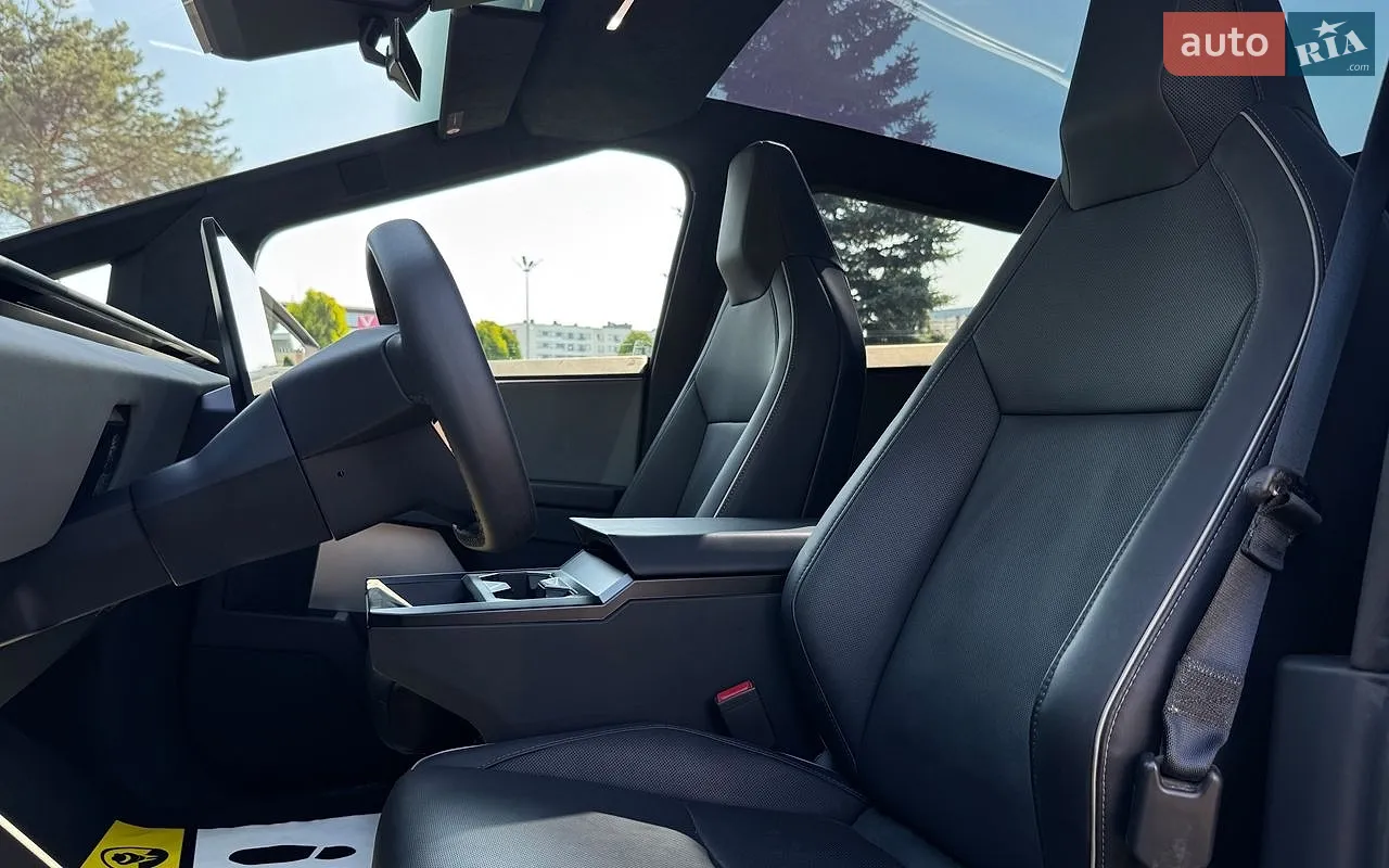 2024 Tesla Cybertruck - мініатюра 10