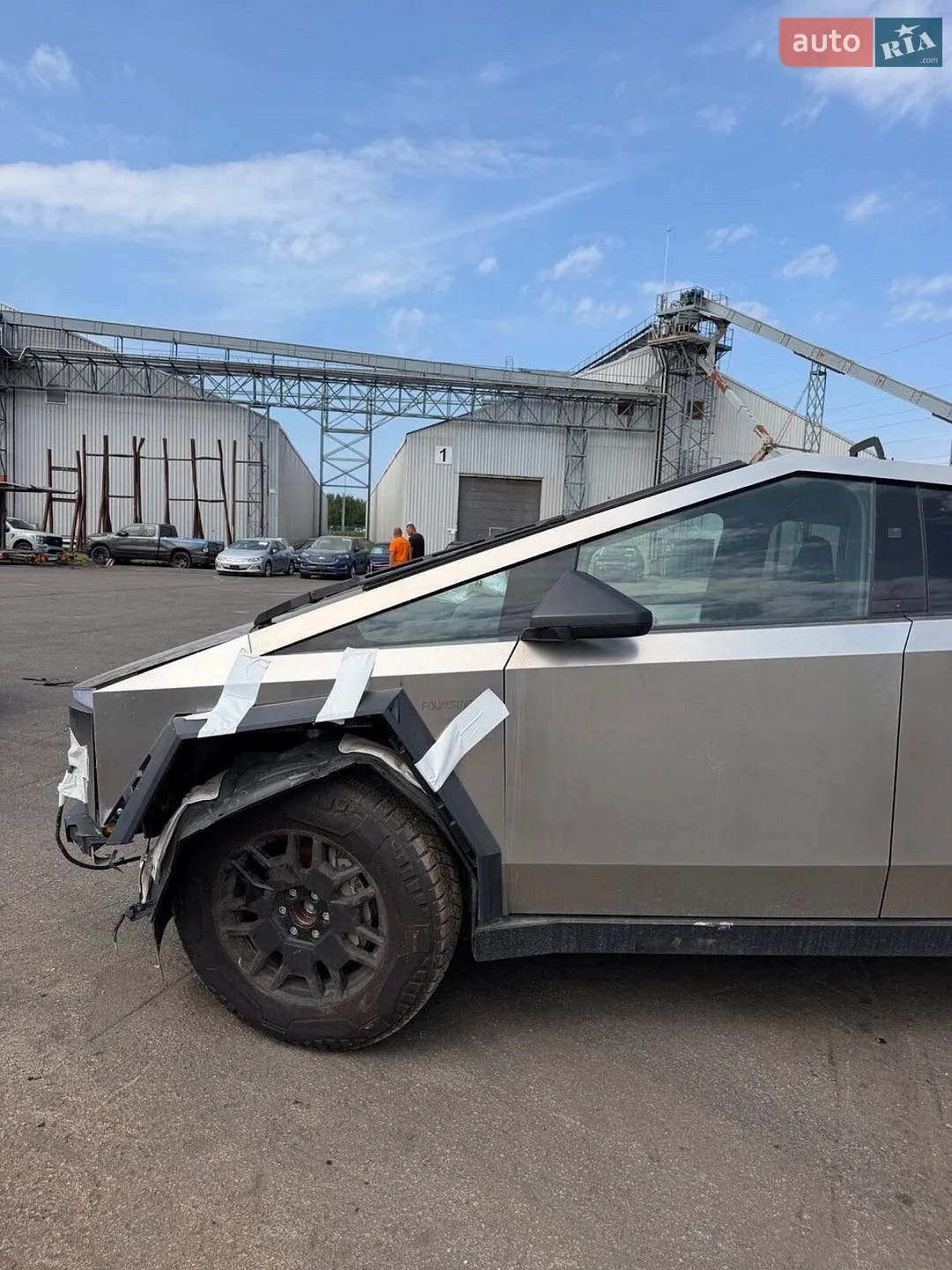 2024 Tesla Cybertruck - мініатюра 8