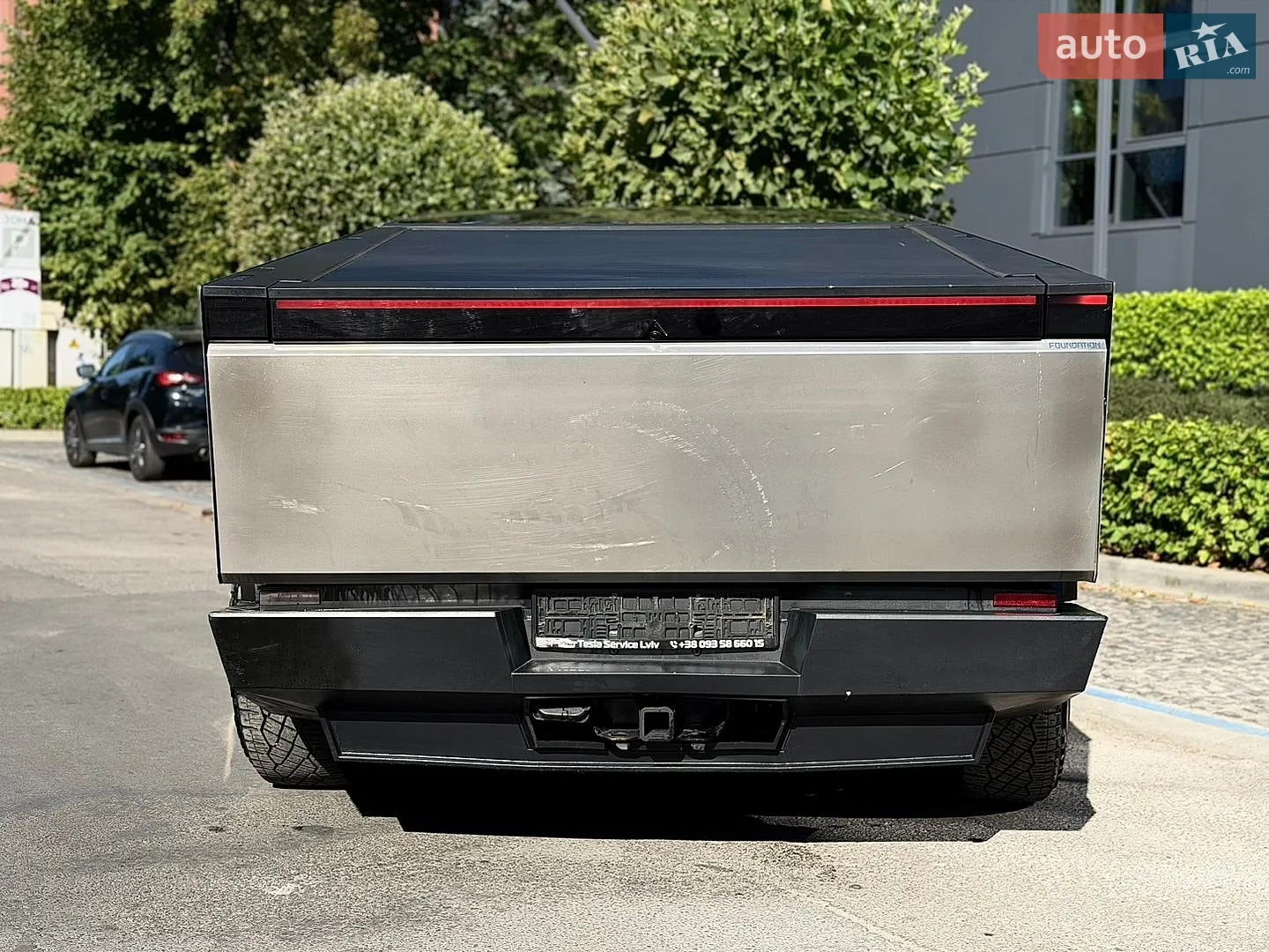 2024 Tesla Cybertruck - мініатюра 16