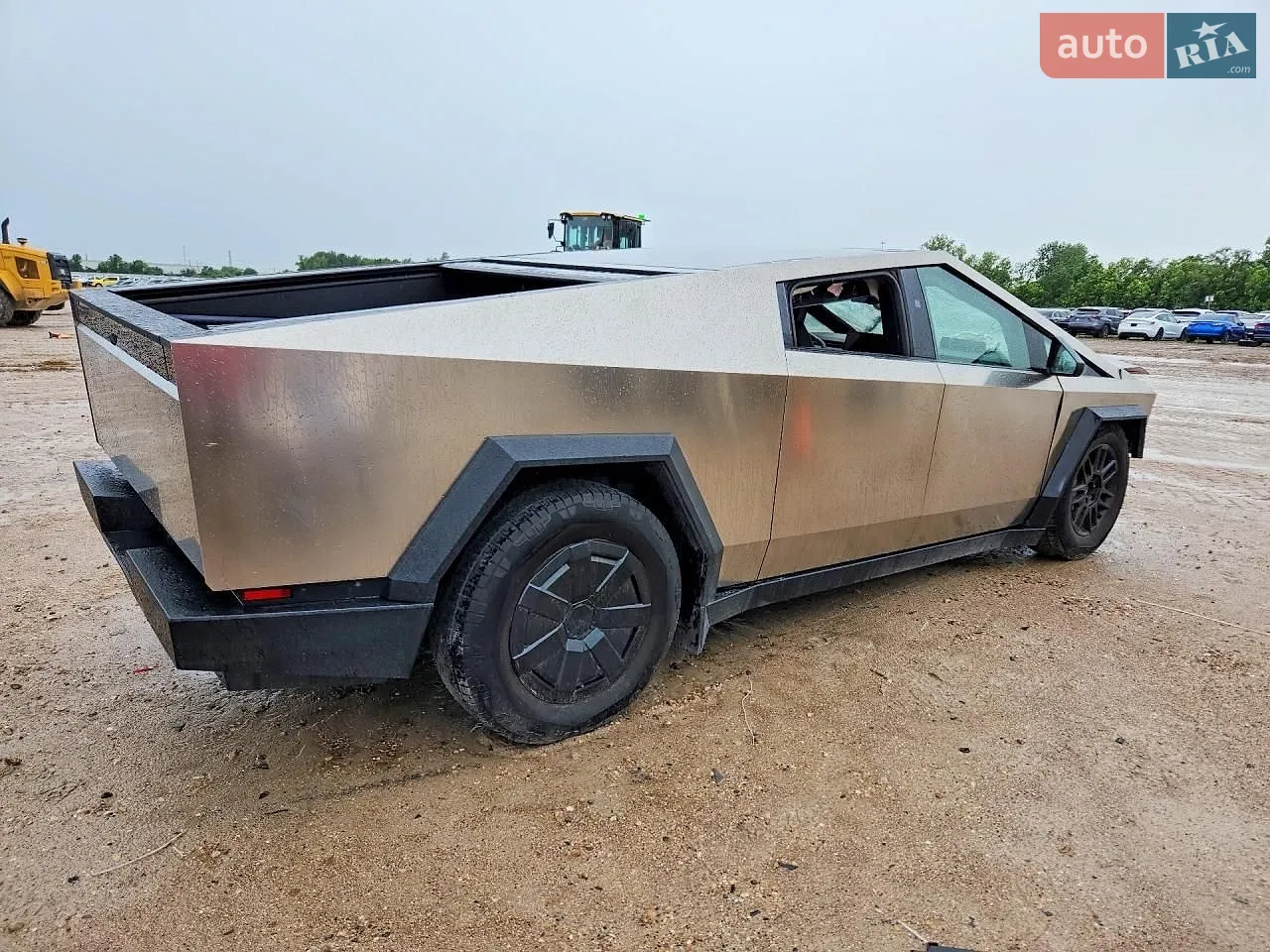 2025 Tesla Cybertruck - мініатюра 3