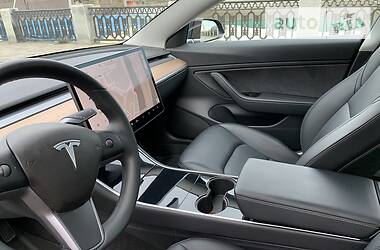 Седан Tesla Model 3 2018 в Днепре