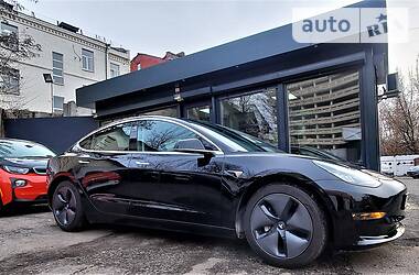 Седан Tesla Model 3 2018 в 