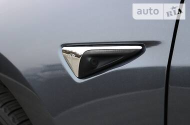 Седан Tesla Model 3 2018 в 