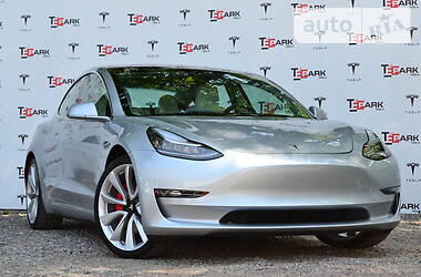 Tesla Model 3 2018