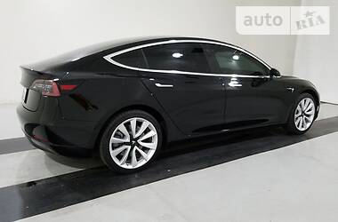 Седан Tesla Model 3 2019 в Одессе