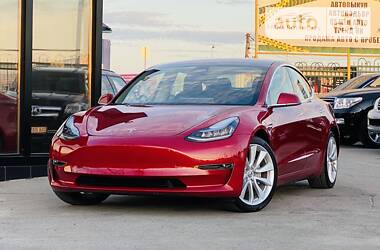 Tesla Model 3 2019