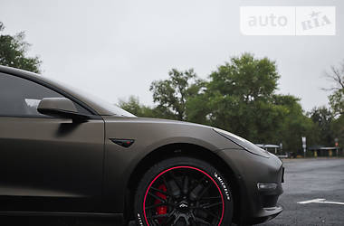 Седан Tesla Model 3 2018 в 