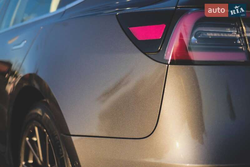 Седан Tesla Model 3 2018 в Киеве фото 32 Седан Tesla Model 3 2018 в Киеве