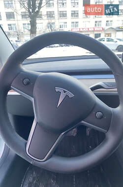 Седан Tesla Model 3 2019 в Киеве