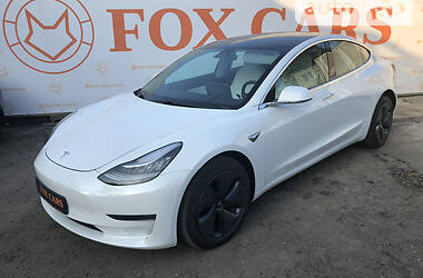 Tesla Model 3 2019