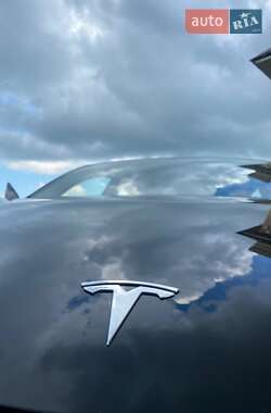 Седан Tesla Model 3 2020 в Харькове