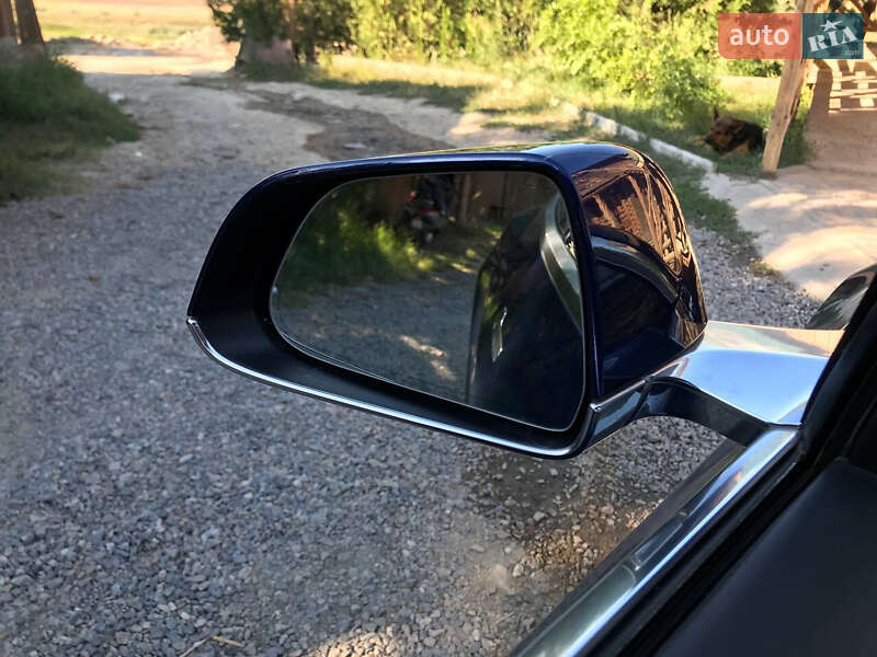 Седан Tesla Model 3 2019 в Черноморске