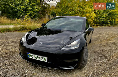 Седан Tesla Model 3 2019 в 