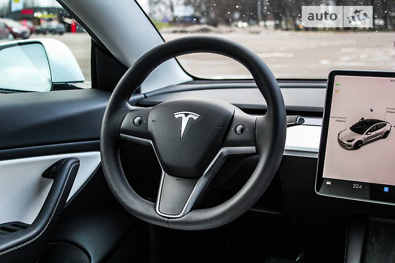 Седан Tesla Model 3 2021 в Киеве фото 19 Седан Tesla Model 3 2021 в Киеве
