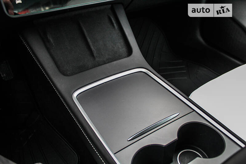 Седан Tesla Model 3 2021 в Киеве фото 23 Седан Tesla Model 3 2021 в Киеве