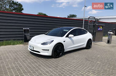 Седан Tesla Model 3 2019 в Ивано-Франковске