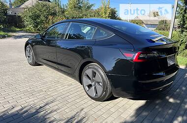 Седан Tesla Model 3 2021 в Днепре