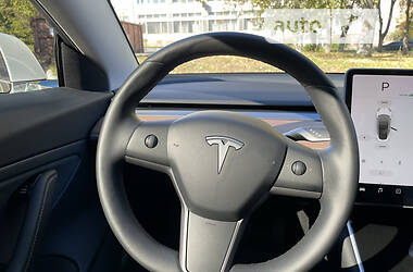 Седан Tesla Model 3 2020 в Харькове