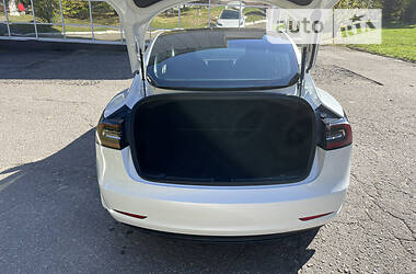 Седан Tesla Model 3 2020 в Харькове