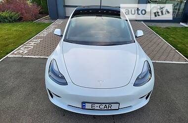 Седан Tesla Model 3 2022 в Києві