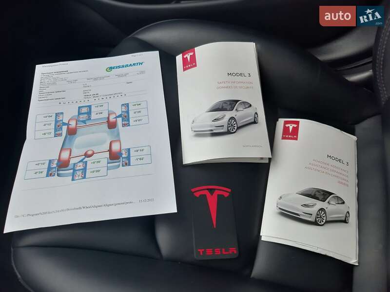 Седан Tesla Model 3 2019 в Дніпрі