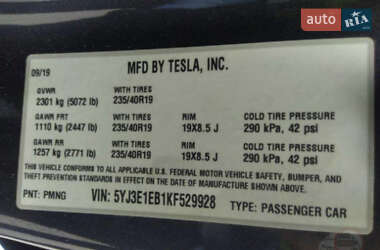 Седан Tesla Model 3 2019 в Харкові