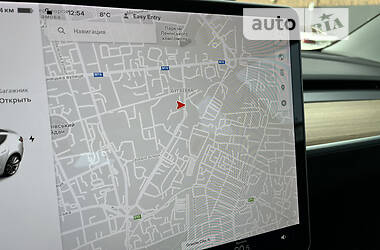 Седан Tesla Model 3 2019 в 
