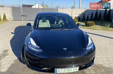 Седан Tesla Model 3 2019 в Долине