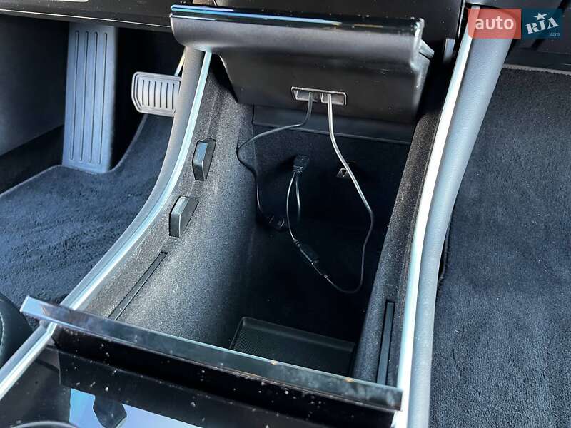 Седан Tesla Model 3 2018 в Одессе фото 5 Седан Tesla Model 3 2018 в Одессе