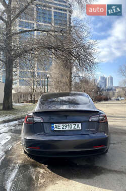 Седан Tesla Model 3 2018 в Днепре