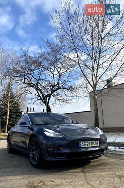 Седан Tesla Model 3 2018 в Днепре