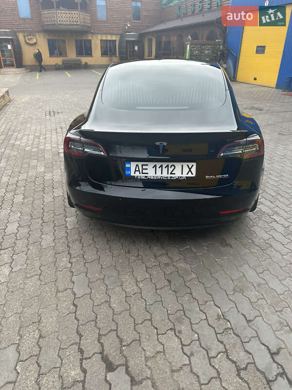 Седан Tesla Model 3 2019 в Кривом Роге