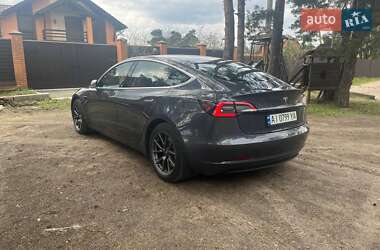 Седан Tesla Model 3 2018 в Киеве