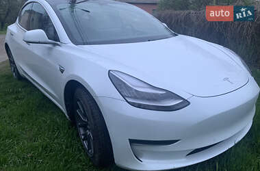 Седан Tesla Model 3 2020 в Харкові