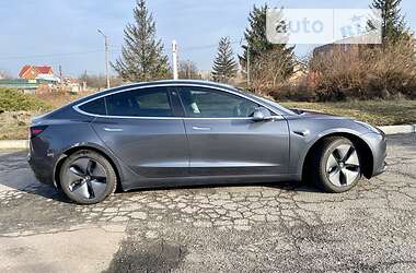 Седан Tesla Model 3 2019 в Харкові