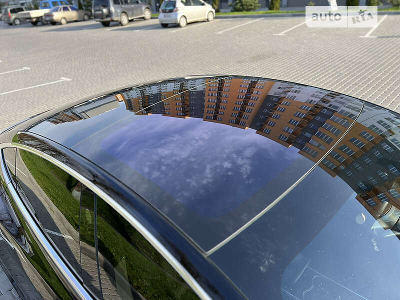 Седан Tesla Model 3 2019 в Виннице